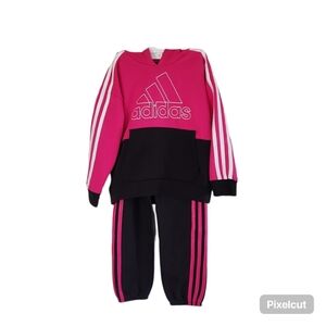 Adidas sweatsuit - Childs 7